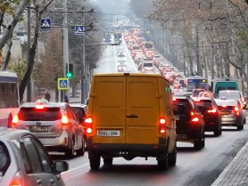 Strada Ion Creangă - o dezamăgire pentru șoferi